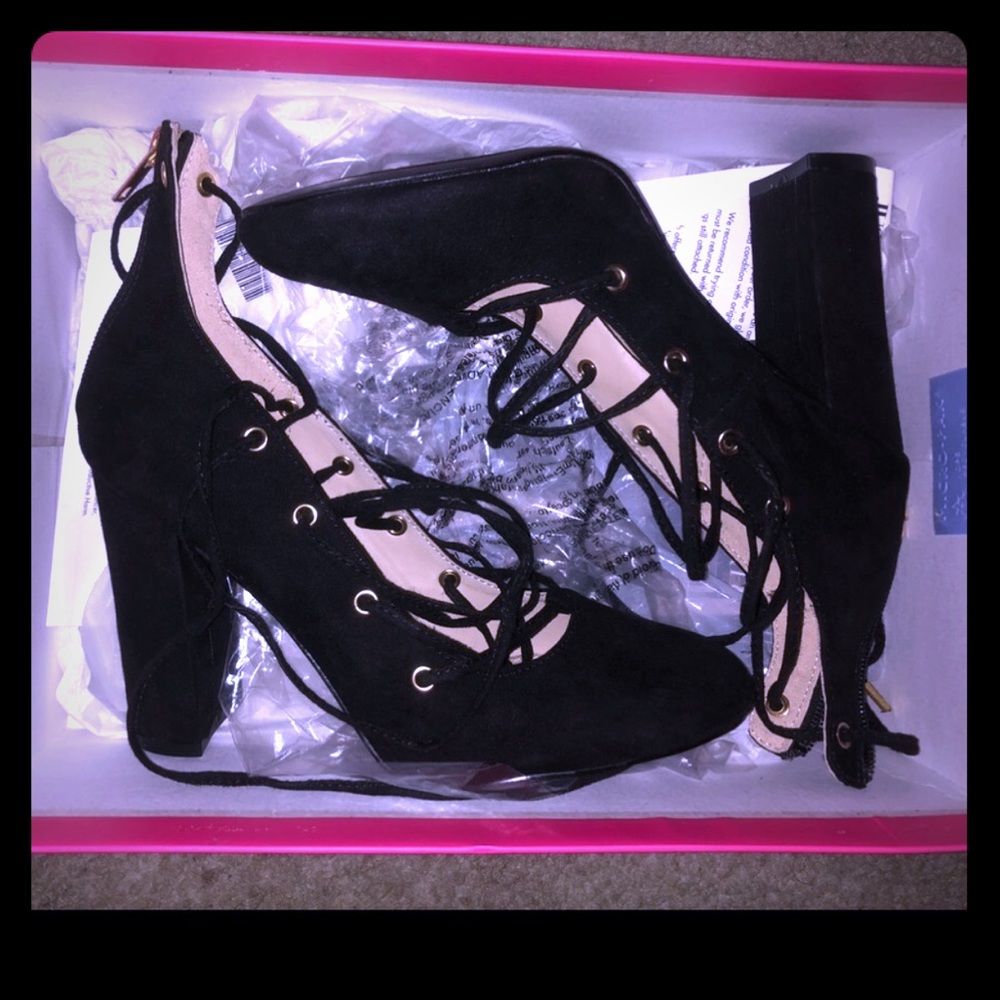 NEW IN BOX:  JustFab laced heels